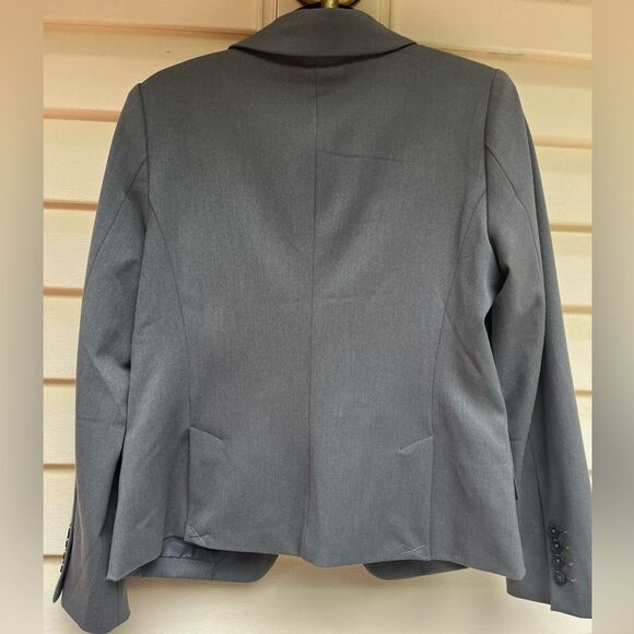 Express gray, single-breasted, classic blazer, mock front pockets, back vent, 6 - Picture 9 of 10
